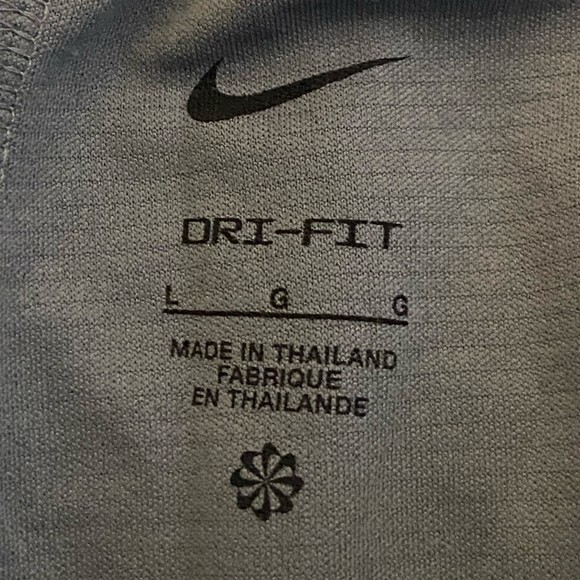 (SOLD) Nike Grey Dri-Fit DNA Shorts - Picture 4 of 4